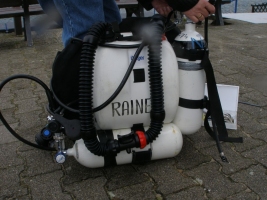 070324_tcd-rebreather02