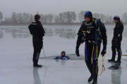 100206_eistauchen31