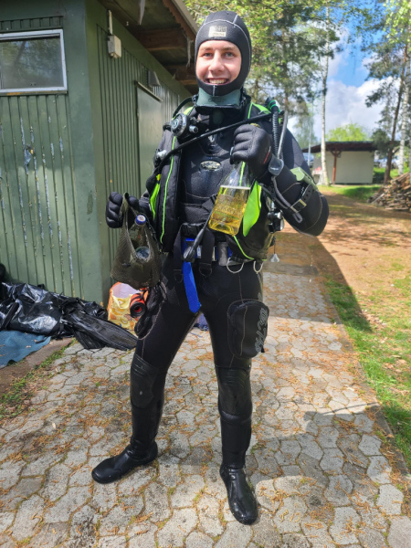 signal-2026-04-19-182836_004